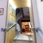 Suite A Mezzanine Dans L\'Eglise Du Couvent